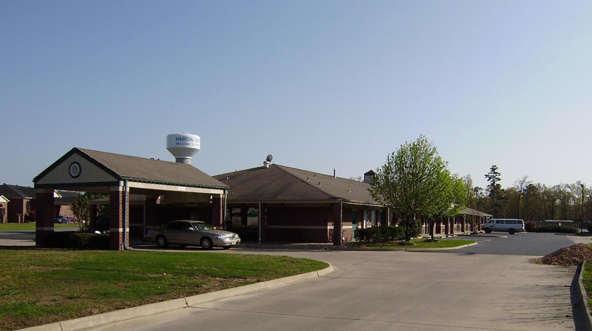 Redwood Inn - White Hall Exterior photo